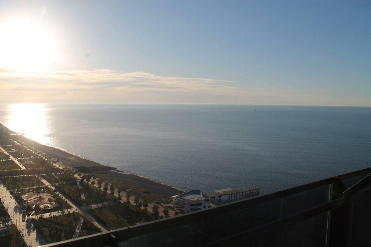 Coast Batumi Apart Hotel Eksteriør billede