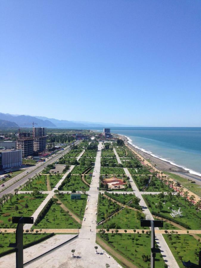Coast Batumi Apart Hotel Eksteriør billede